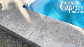 He creampie me at the HOTEL POOL - Little Caprice