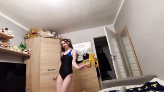 E-girl in Swimsuit: Deepthroat and Creampie