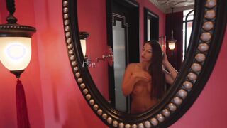Intimate Bath Tease Leads to Creampie