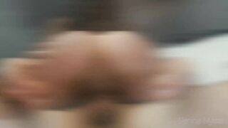 Romantic wake-up sex with my fit girlfriend