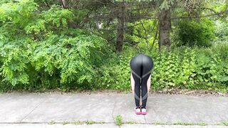 Wife Fucks 2 Guys and Gets Double Creampie in Public while Out Running / Slop...