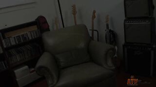 Andrea Kelley makes you rock hard by rubbing her clit until she orgasms