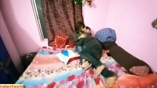 Hello tum joldi aa jaw na, didi gor pe nehi! Indian hot sex