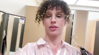 Businesswoman in Stockings Receives Deep Anal in Changing Room