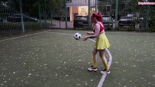 Redhead soccer player gives public creampie